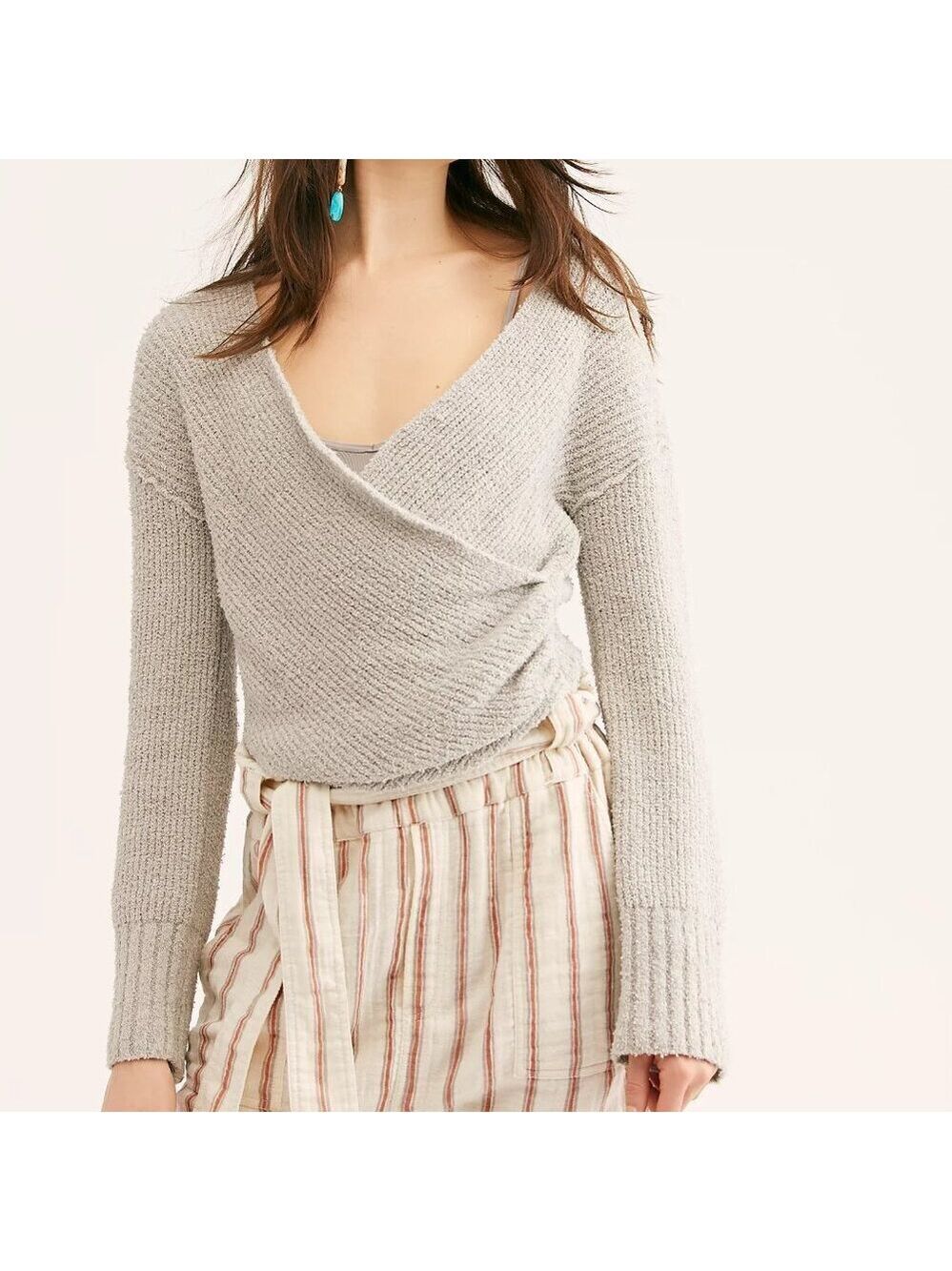 Free People Sensual V-Neck Cozy Wrap Grey Sweater Size Small